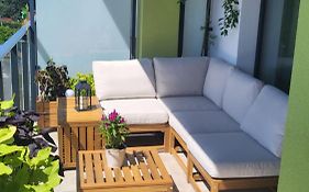 Apartament Szałwiowy i Ceglany z pięknym widokiem na miasto